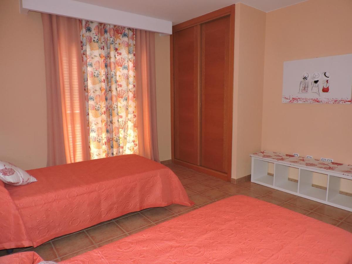 Villa Ventura - Piscina Climatizada & Aire Acondicionado カレタ・デ・フステ エクステリア 写真