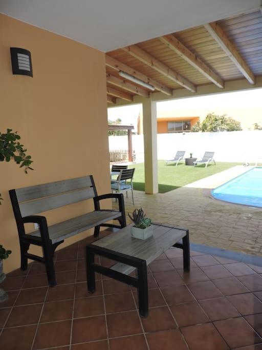 Villa Ventura - Piscina Climatizada & Aire Acondicionado カレタ・デ・フステ エクステリア 写真